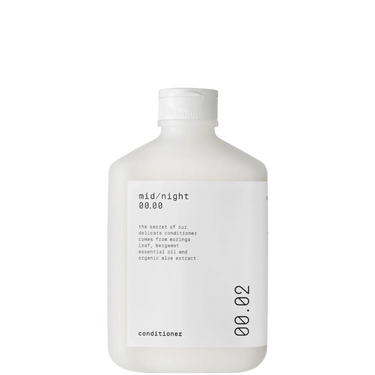 "Conditioner 00.02" maitinantis plaukų kondicionierius, 300 ml